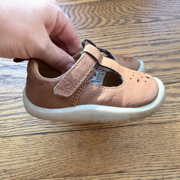 Stride Rite Mary Jane’s Size 5M - Picture 2 of 5